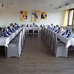 Hotel Restaurant Teichaue 2*
