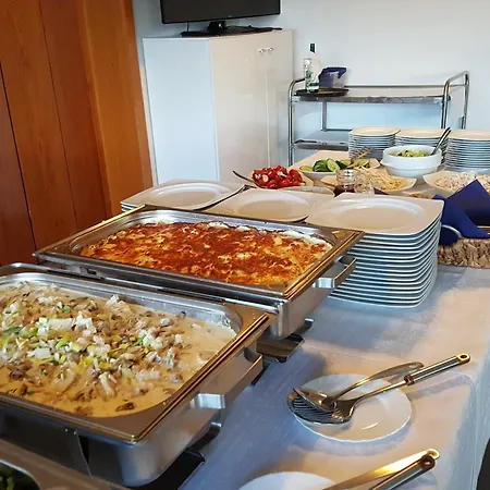 فندق Restaurant Teichaue 2*