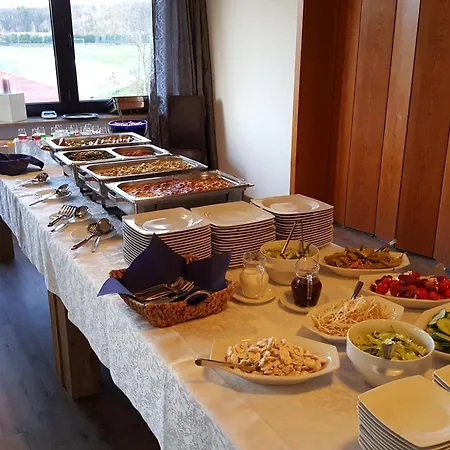 Restaurant Teichaue فندق أديندورف