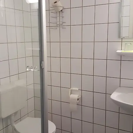 Restaurant Teichaue أديندورف